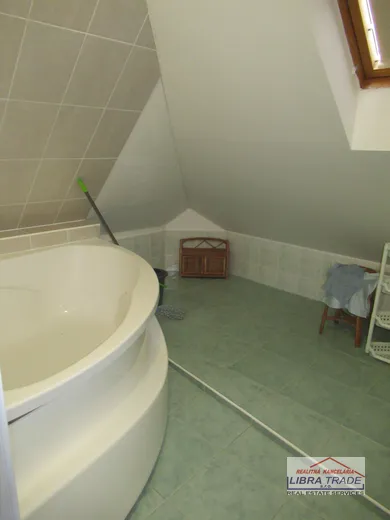 Na predaj 1-izbový dom, 158 m², Nové Zámky, Nábrežná