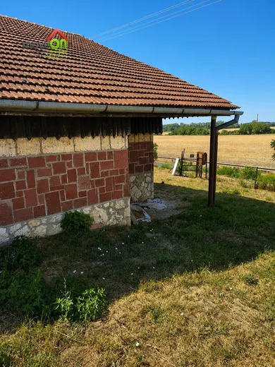 Na predaj 3-izbový rekreačný dom, 80 m², Levice