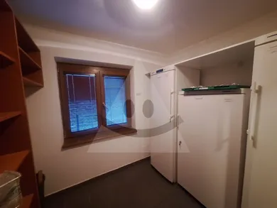 Na predaj objekt, 220 m², Liptovský Mikuláš, Demänovská cesta