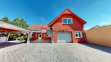 Domy na sprzedaż, 6-pokojowe, Šamorín · €319 000