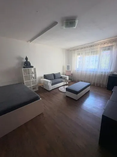 Na prenájom 1-izbový byt, 40 m², Bratislava-Dúbravka, Repašského
