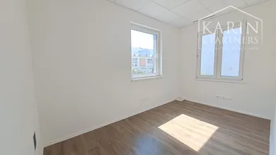 Na prenájom komerčné, 170 m², Piešťany, Hurbanova