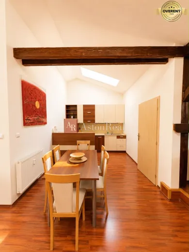 Na predaj 3-izbový byt, 89 m², Liptovský Mikuláš