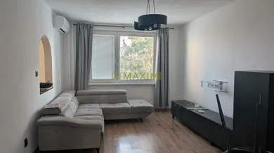 Mieszkania na sprzedaż, 3-pokojowe, Nitra · €163 000