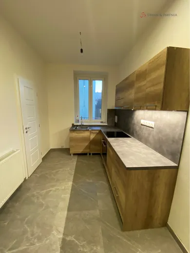 Na prenájom 2-izbový byt, 75 m², Bratislava-Ružinov, Šumavská