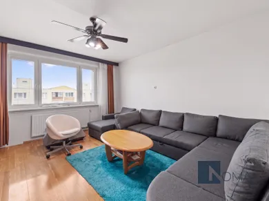 Mieszkania na sprzedaż, 3-pokojowe, Bratislava-Karlova Ves · €247 200