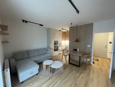 Квартири в оренду, 2-кімнатні, Martin · €650