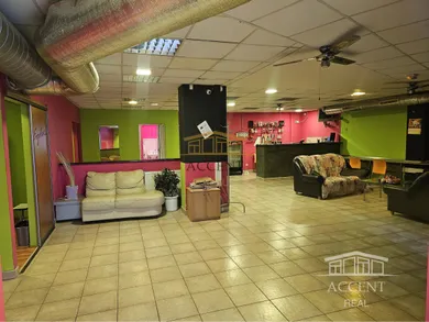 Na predaj komerčné, 154 m², Bratislava-Karlova Ves, Hany Meličkovej