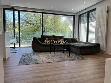 Byty na prenájom 3-izbový, Bratislava-Karlova Ves · €950