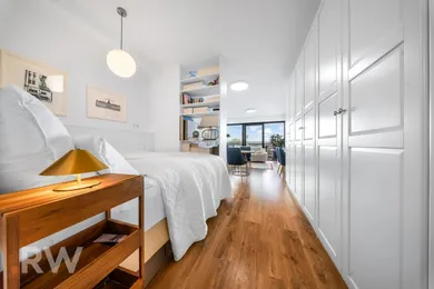 Na predaj 1-izbový byt, 53 m², Bratislava-Nové Mesto, Bajkalská