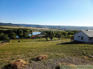 Na predaj pozemok, 200 m², Krupina