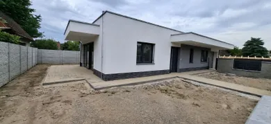 Na predaj 4-izbový dom, 95 m², Soblahov