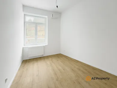 Na predaj 3-izbový byt, 68 m², Banská Štiavnica, Dolná