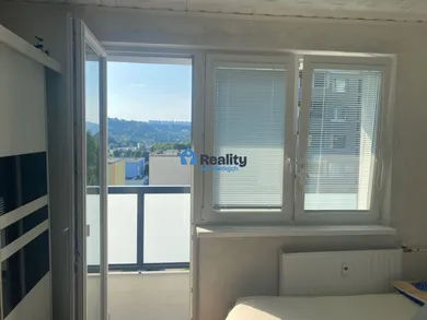 Na prenájom 1-izbový byt, 30 m², Považská Bystrica, SNP
