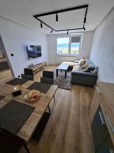 Na predaj 3-izbový byt, 72 m², Spišská Nová Ves, Tkáčska
