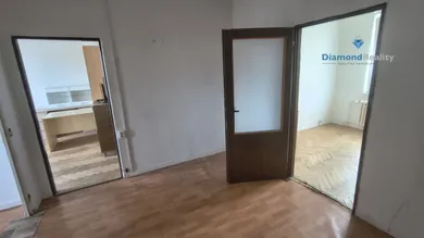 Na predaj 2-izbový byt, 56 m², Nitra, Trieda Andreja Hlinku