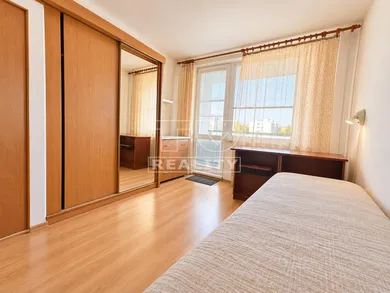 Na predaj 3-izbový byt, 71 m², Košice-Nad jazerom