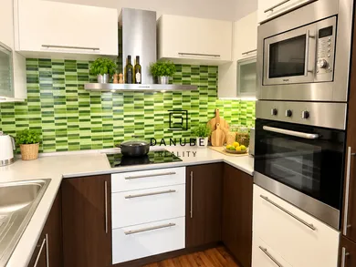 Na predaj 3-izbový byt, 85 m², Bratislava-Nové Mesto, Tomášikova