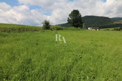 Na predaj pozemok, 186 m², Dolná Tižina