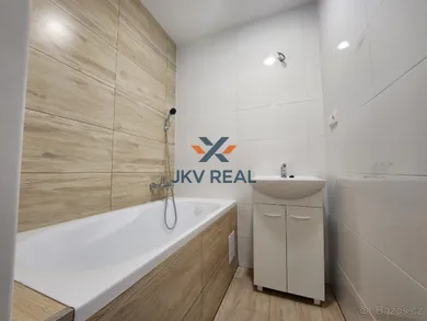 Na prenájom 1-izbový byt, 43 m², Prešov, Budovateľská