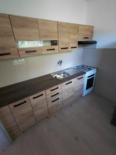 Mieszkania na wynajem, 3-pokojowe, Bratislava-Dúbravka · €700