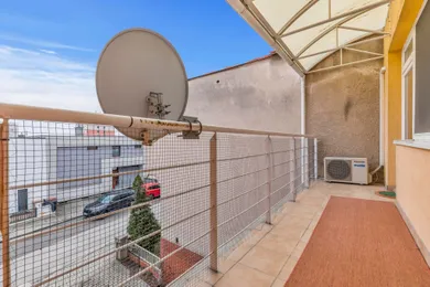 Na predaj 5-izbový dom, 450 m², Bratislava-Nové Mesto, Ambrova