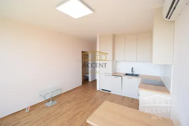 Na predaj 2-izbový byt, 35 m², Bratislava-Podunajské Biskupice