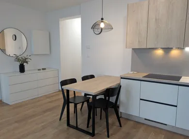 Kiadó lakások, 3-szobás, Bratislava-Rača · €1230