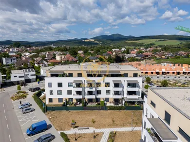 Na predaj 2-izbový byt, 56 m², Trenčín