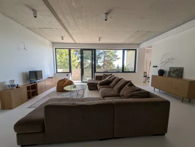 Na prenájom 3-izbový byt, 120 m², Banská Bystrica, Na Graniari