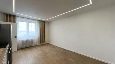 Na prenájom 1-izbový byt, 36 m², Lučenec, Ulica maršála Malinovského