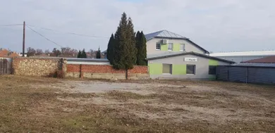 Na prenájom pozemok, Nitra, Novozámocká