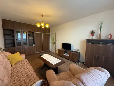 Na prenájom 3-izbový byt, 66 m², Košice-Nad jazerom, Ždiarska