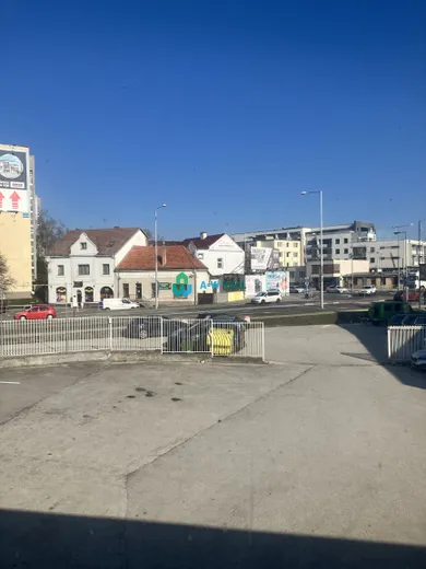 Na prenájom objekt, 288 m², Dunajská Streda