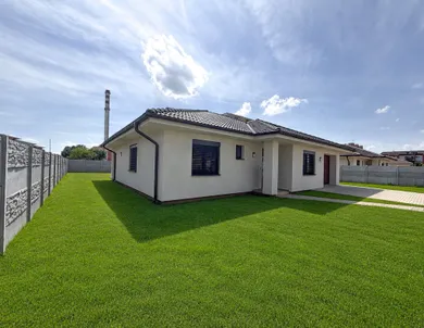 Domy na predaj, Dunajská Streda · €365 000