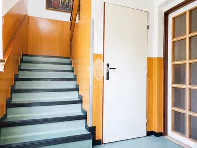 Na predaj 6-izbový dom, 218 m², Lietavská Lúčka