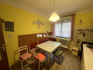 Na predaj 5-izbový dom, 187 m², Kamenný Most