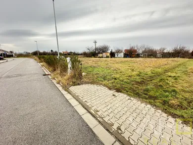 Działki na sprzedaż, Trnava · €240 630