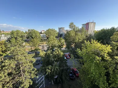 Na predaj 1-izbový byt, 43 m², Bratislava-Ružinov, Súmračná