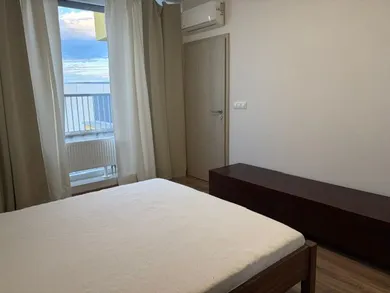 Na prenájom 3-izbový byt, 107 m², Bratislava-Devínska Nová Ves