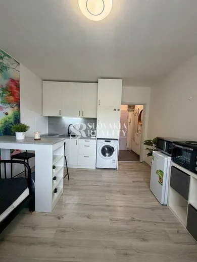 Na prenájom 1-izbový byt, 20 m², Nitra, Jurkovičová ul.
