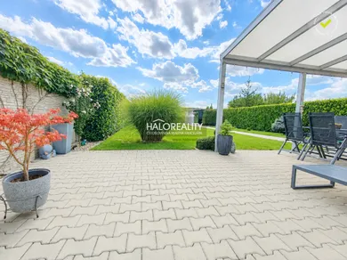 Na predaj dom, 88 m², Prievidza