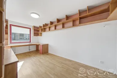 Na predaj 4-izbový byt, 134 m², Bratislava-Nové Mesto, Vajnorská