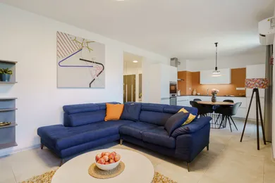 Apartments for rent, 3-room in Bratislava-Záhorská Bystrica · €950