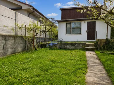Na predaj rekreačný dom, 46 m², Bratislava-Vajnory