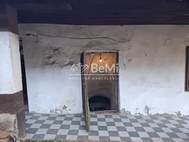 Na predaj dom, 159 m²