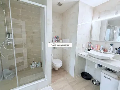 Na predaj 3-izbový byt, 54 m², Bratislava-Devínska Nová Ves