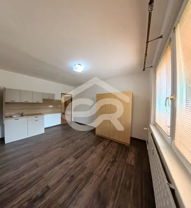 Byty na predaj 1-izbový, Nitra · €115 000
