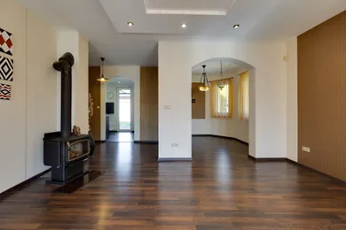 Na predaj dom, 236 m², Zvončín