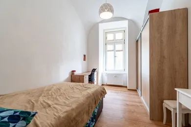 Na prenájom 4-izbový byt, 81 m², Košice-Staré Mesto, Hlavná